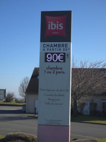 Remplacement affichage led totem hotel Ibis P4 wifi